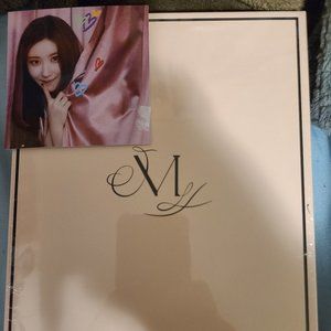 Mamamoo WAW 11th Mini Album + Itzy PC